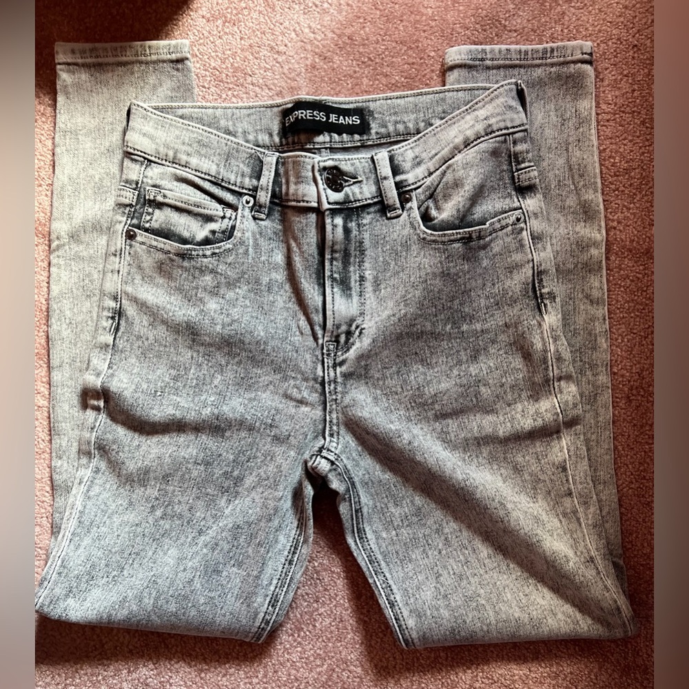 Express Woman’s High Rise Ankle Legging Denim Jeans